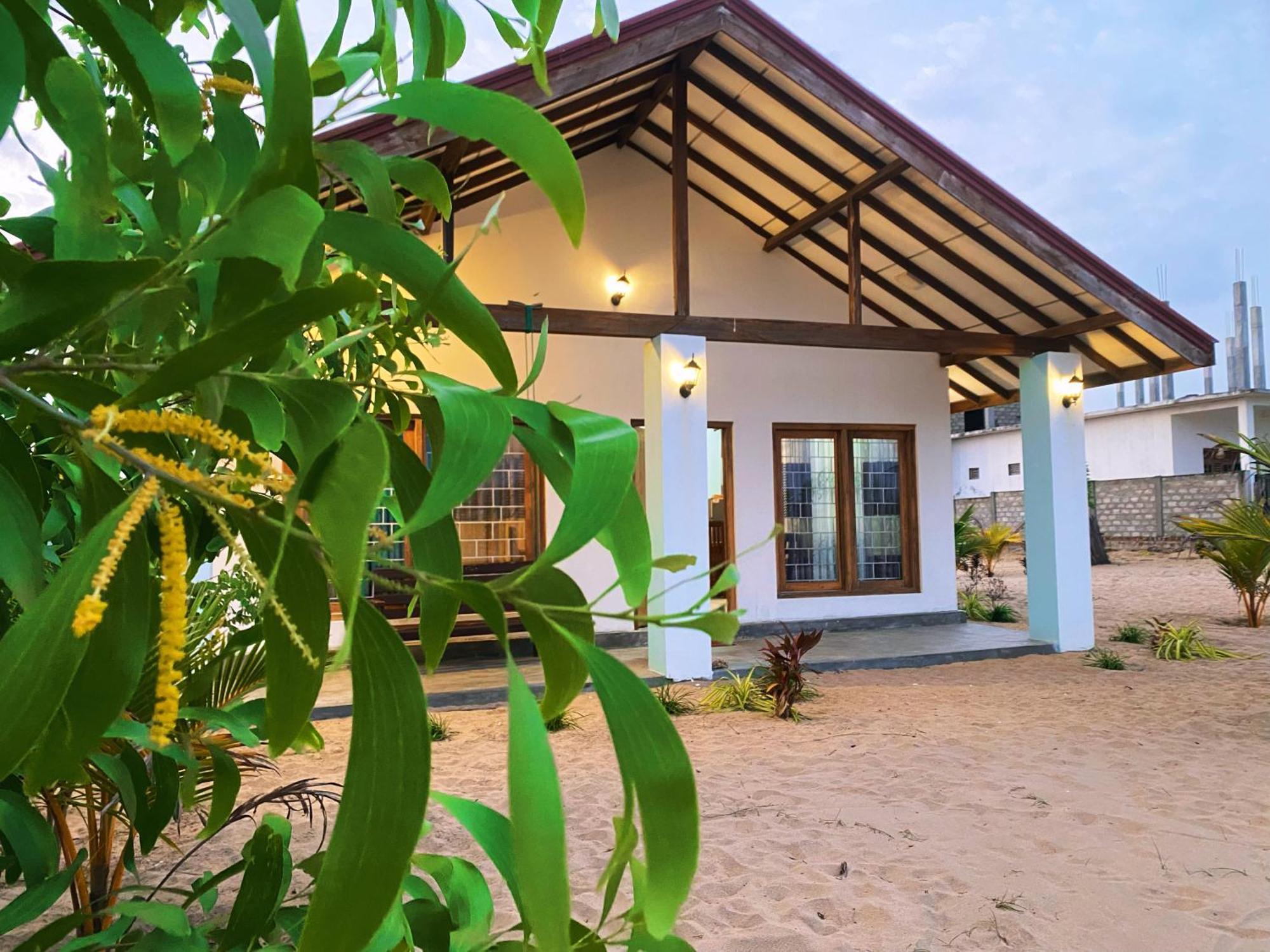 Oceano Beach Villa Vịnh Arugam Ngoại thất bức ảnh
